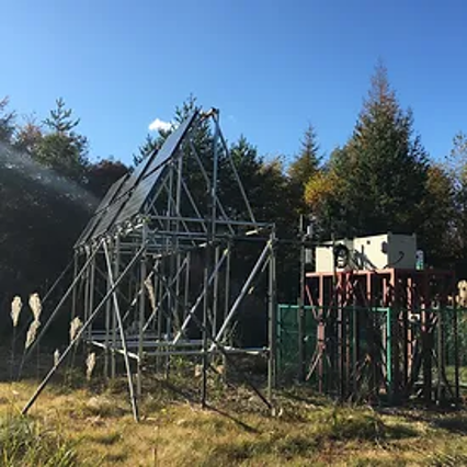 メタノール燃料電池システム設営時の風景