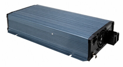 3000Wクラス DC-ACインバーター製品写真